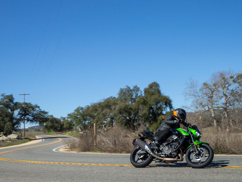 2019 Kawasaki Z400 First Ride Review | Motorcyclist