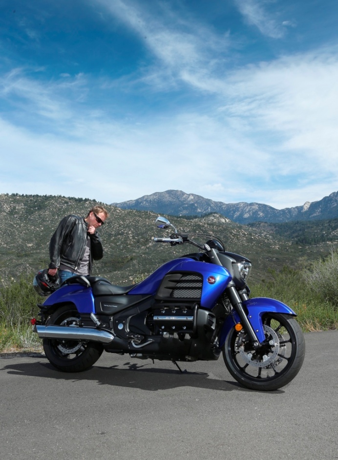 2014 Honda Valkyrie Oil Change, 45 OFF