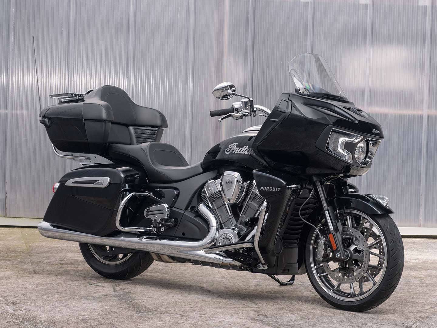 ワーナーブラザーズ ハーレー 防寒 touring 旅行 バイク BIKE 高級 Motorcycle Touring | Motorcycle Cruiser
