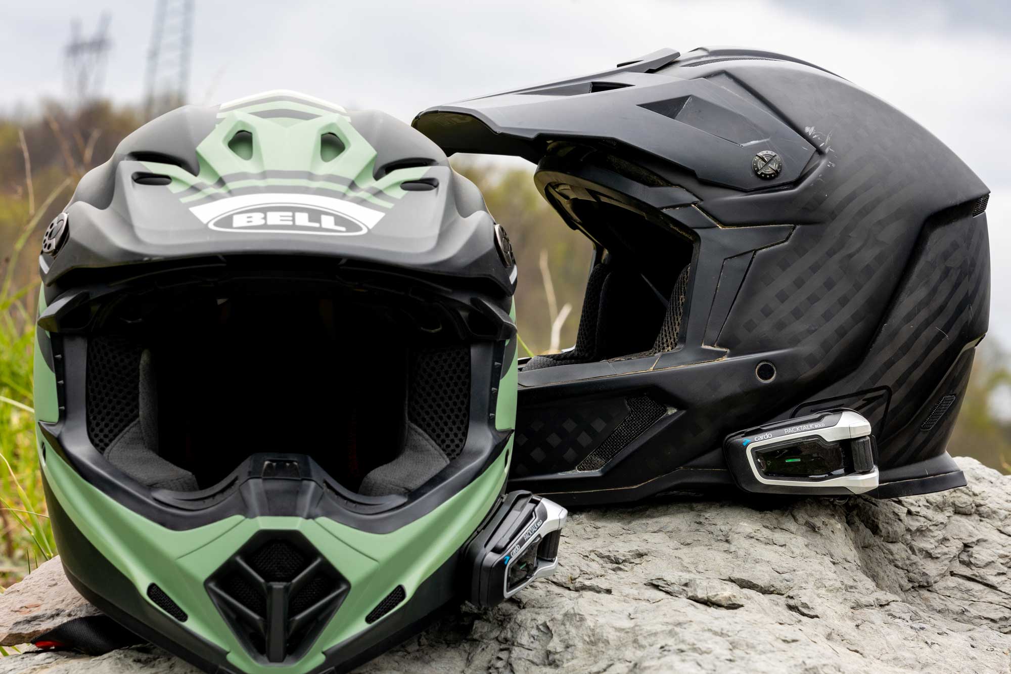 Cardo Announces Partnership for Universal Helmet Comms UTV Driver