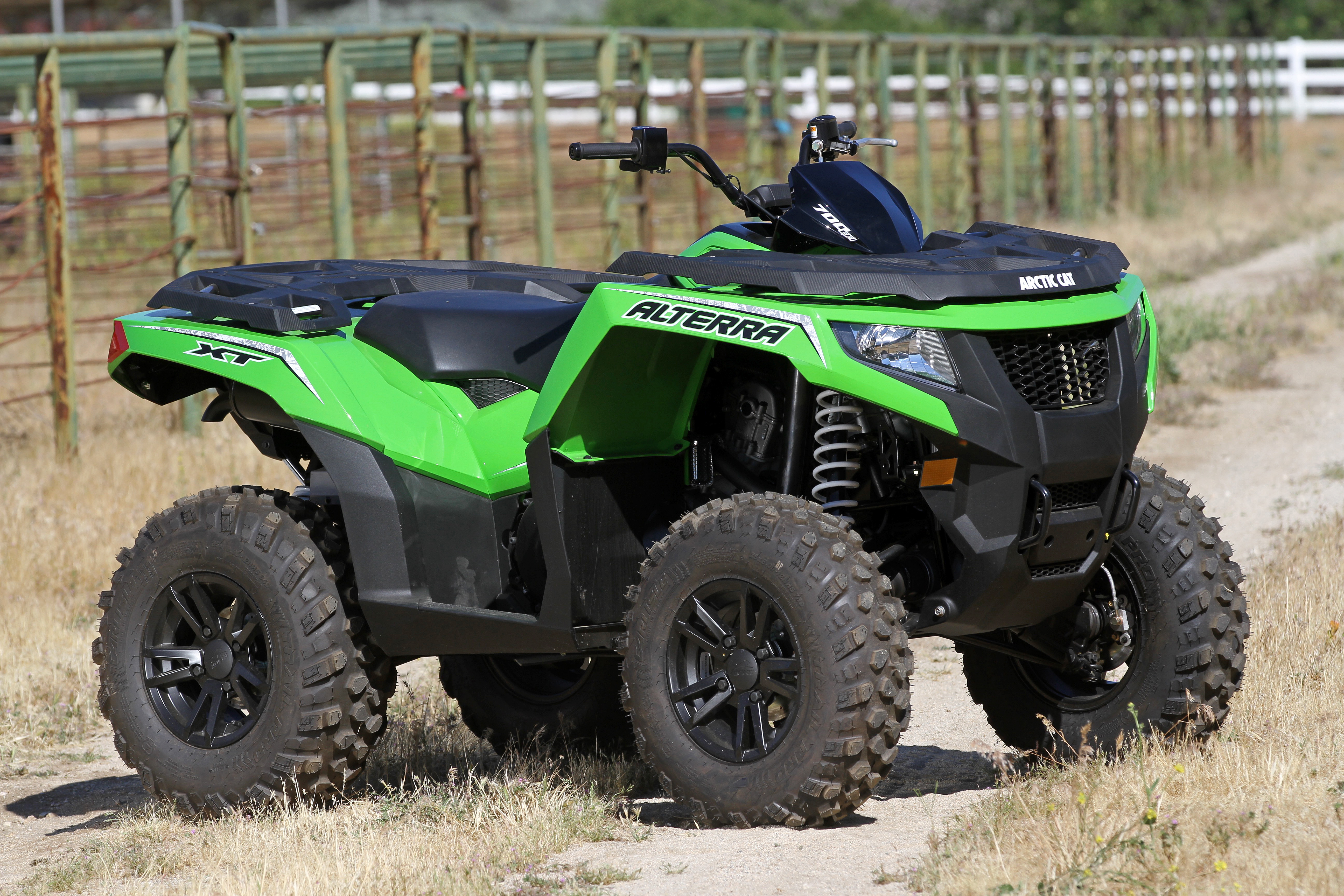 あら汰　えむ17個 2017 Arctic Cat / Textron Alterra 4x4 ATV Review | ATV Rider
