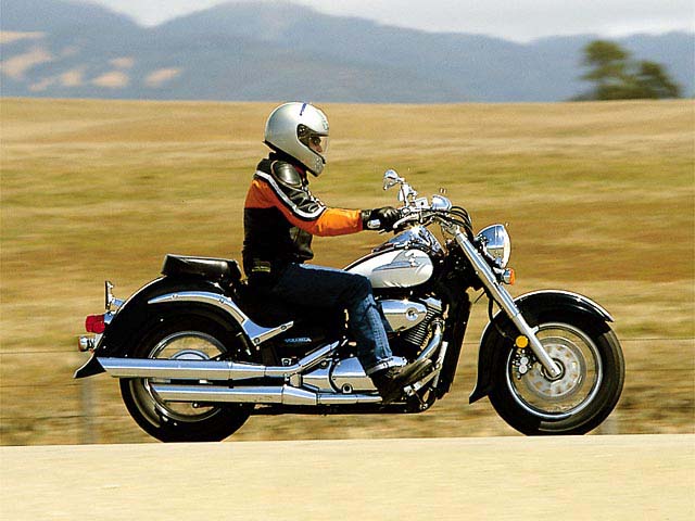 Suzuki Intruder 800  Cruiser motorcycle, Honda shadow spirit 750,  Motorcycle art