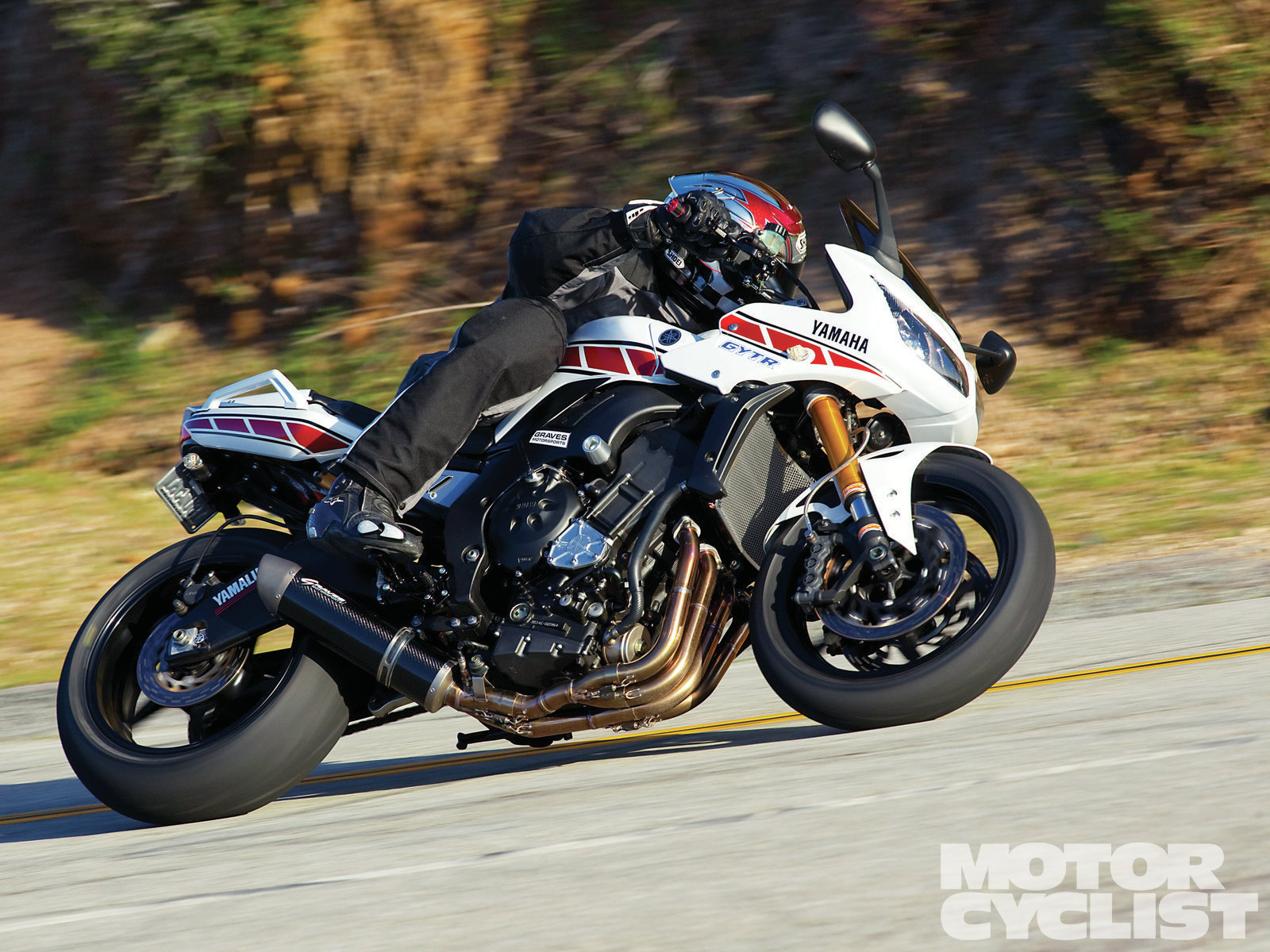 2009 Cobalt Blue Yamaha FZ1 ×. Blue ridge parkway. Circa 2016 {3264×1836} :  r/MotorcyclePorn