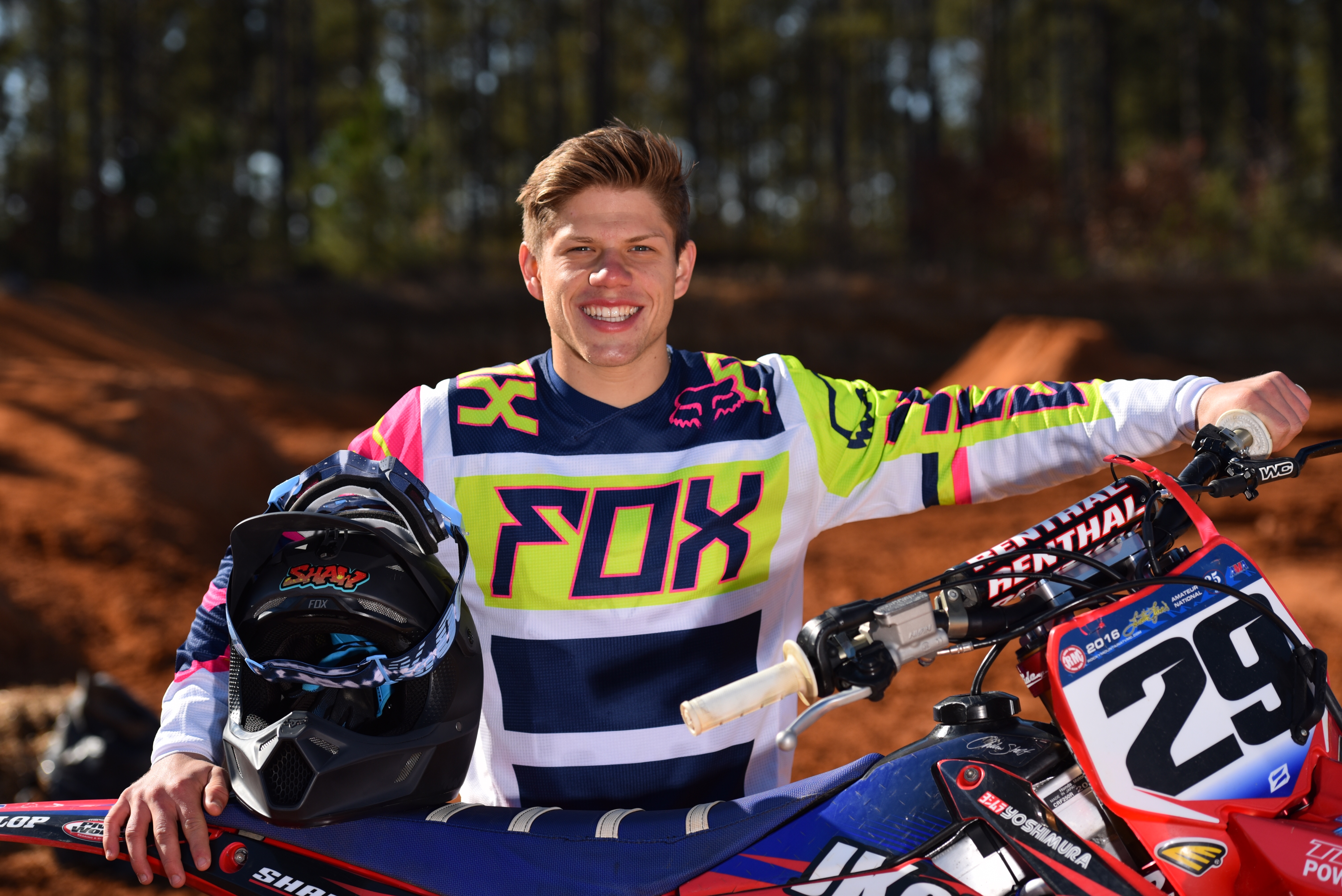 Lane Shaw Prepares for 2017 Arenacross | Dirt Rider