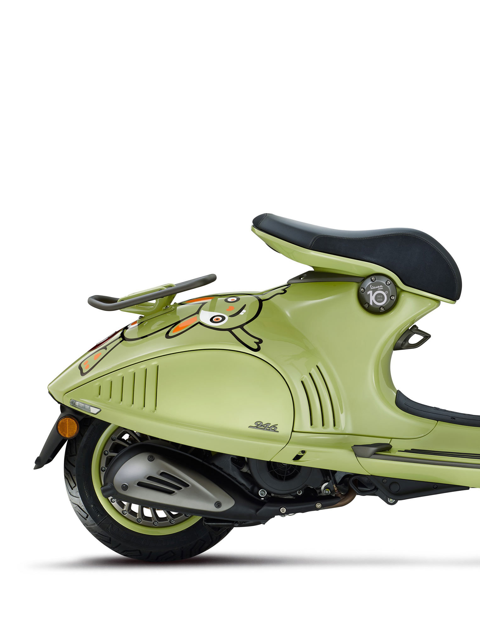 Vespa 946 Christian Dior Scooter Unveiled : Know Specs and Price