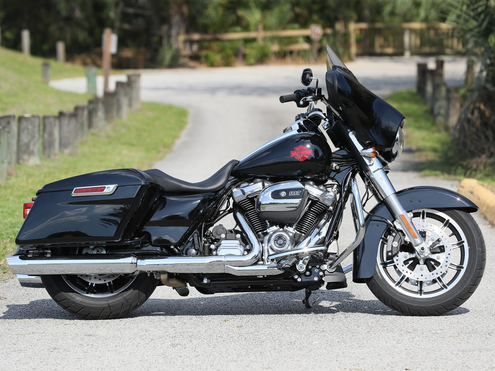 A First Ride On Harley's Stripped-Down Tourer, The 2019 Electra