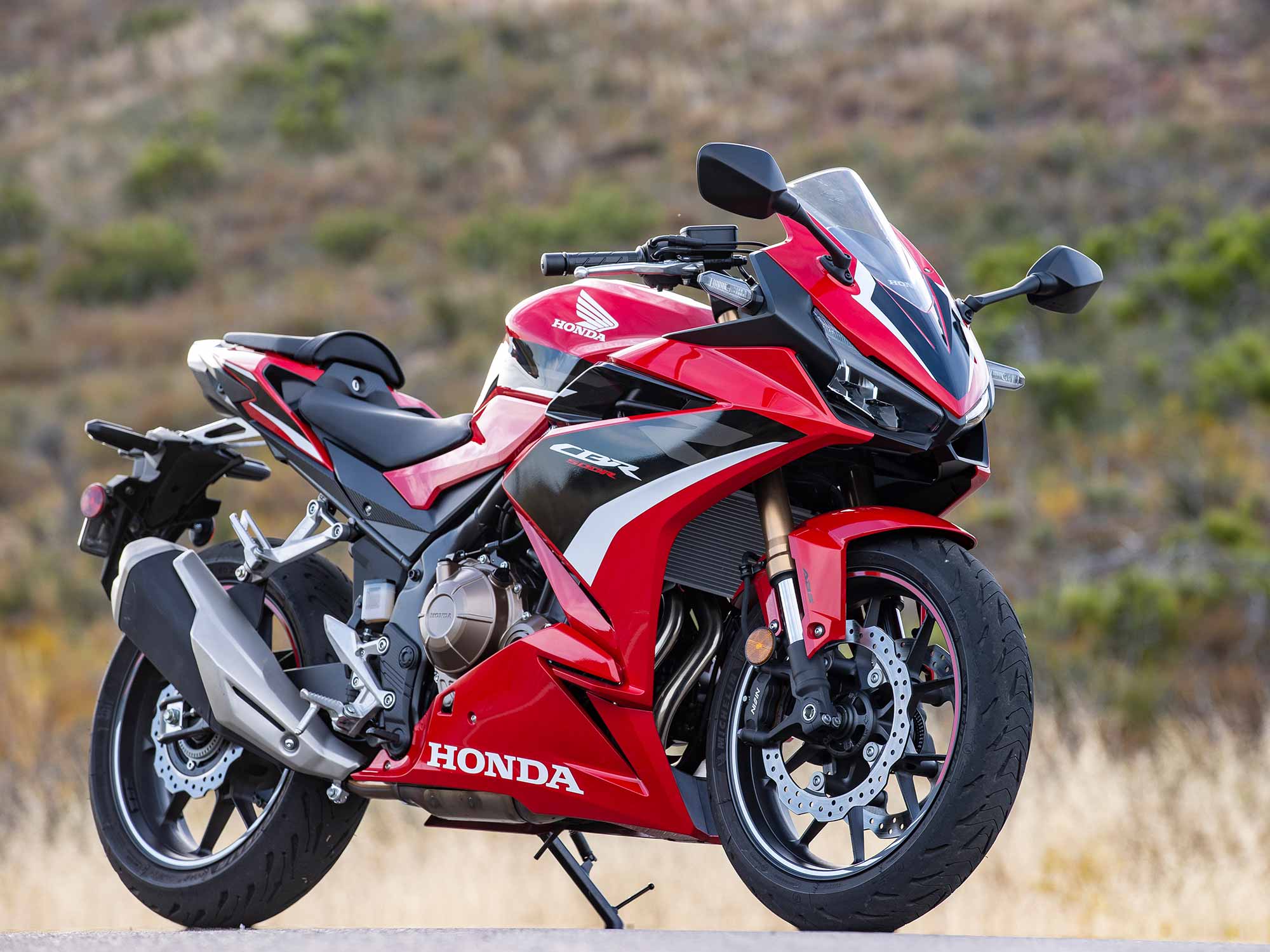 Đánh giá Honda CBR500R  thiết kế trung tính dễ lái  Đánh giá