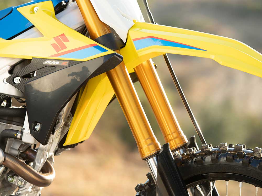 アルマニャック Suzuki's All-New RM-Z250, DR-Z50 Headline 2019 Model Announcement