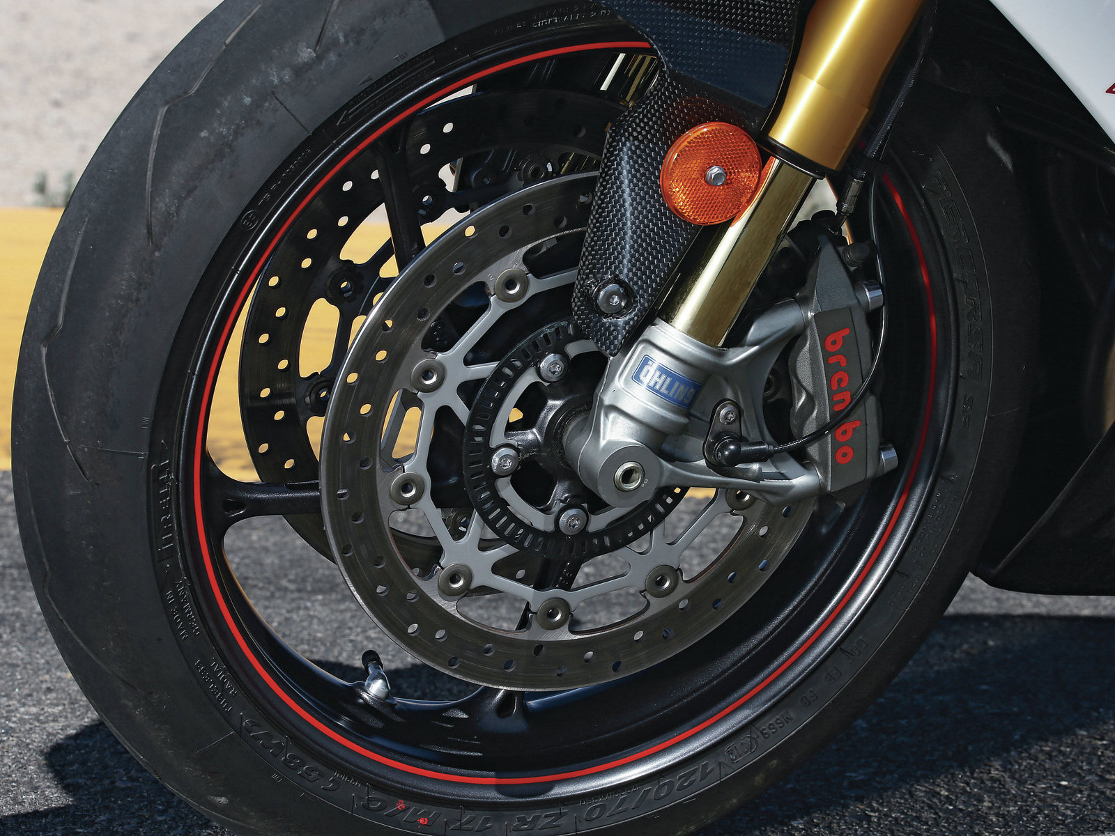 Kawasaki Zx 6r Vs Triumph Daytona 675r Motorcyclist