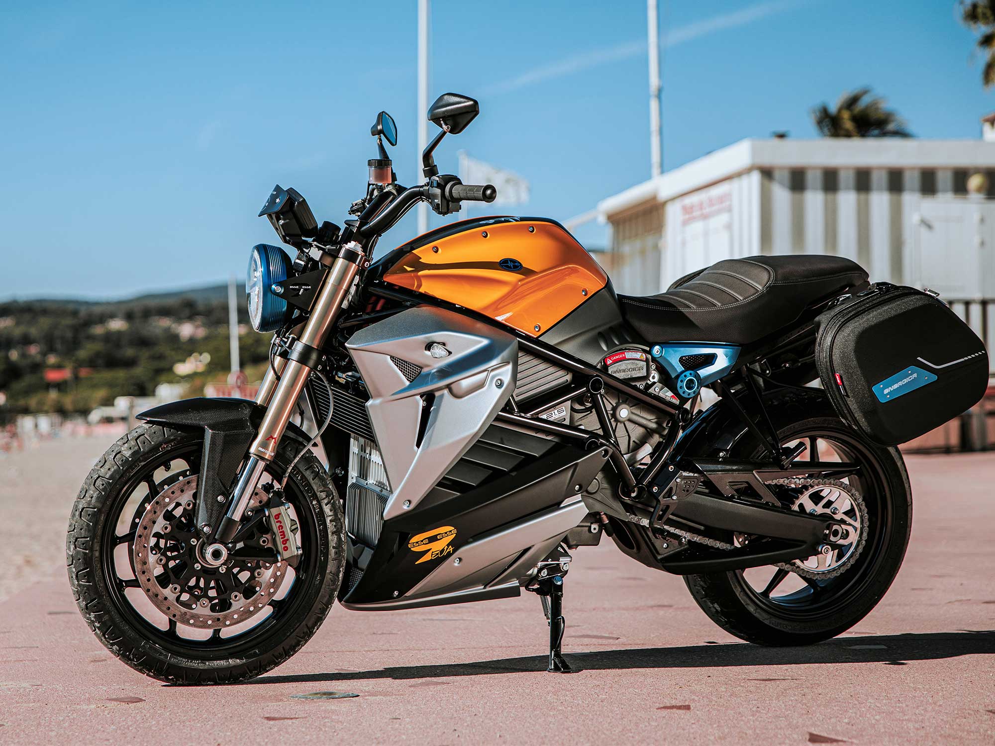 Electric Motorcycles With the Range | Cycle World