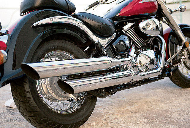 Suzuki Intruder 800, Thomas T.