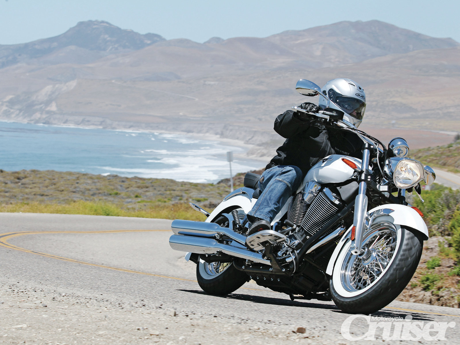 2013 Victory Boardwalk | A Cool Summer Breeze | Motorcycle Cruiser