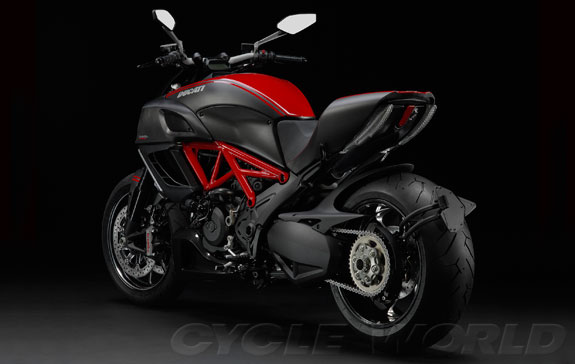 2011 diavel