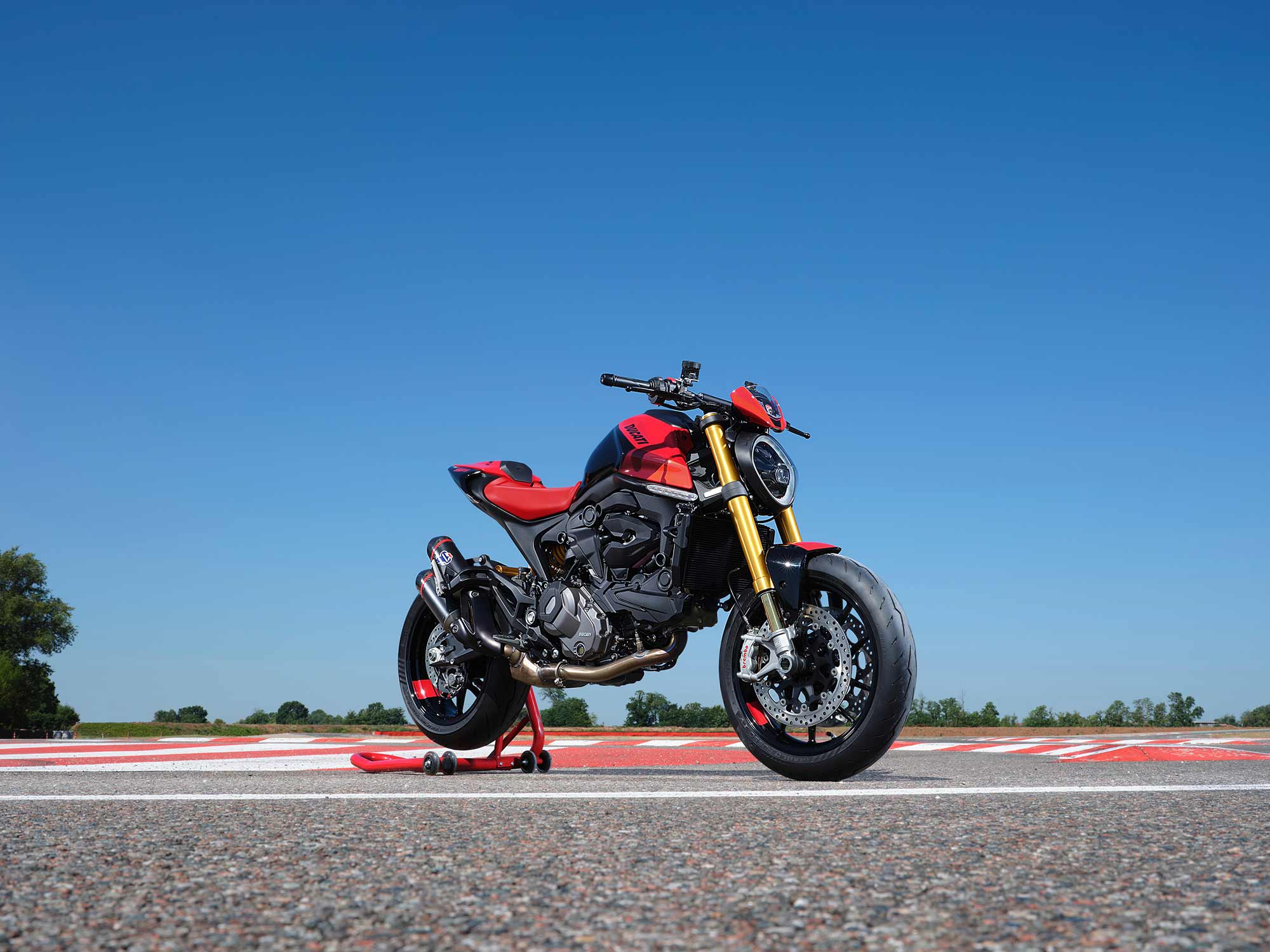 ducati monster 2023 sfondi hd