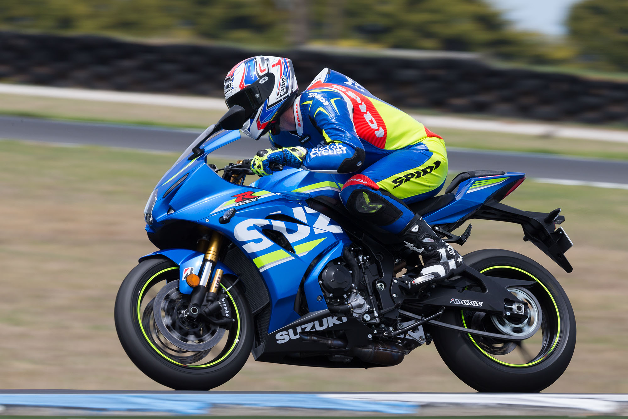 2017 Suzuki GSXR1000 Superbike Test | Motorcyclist