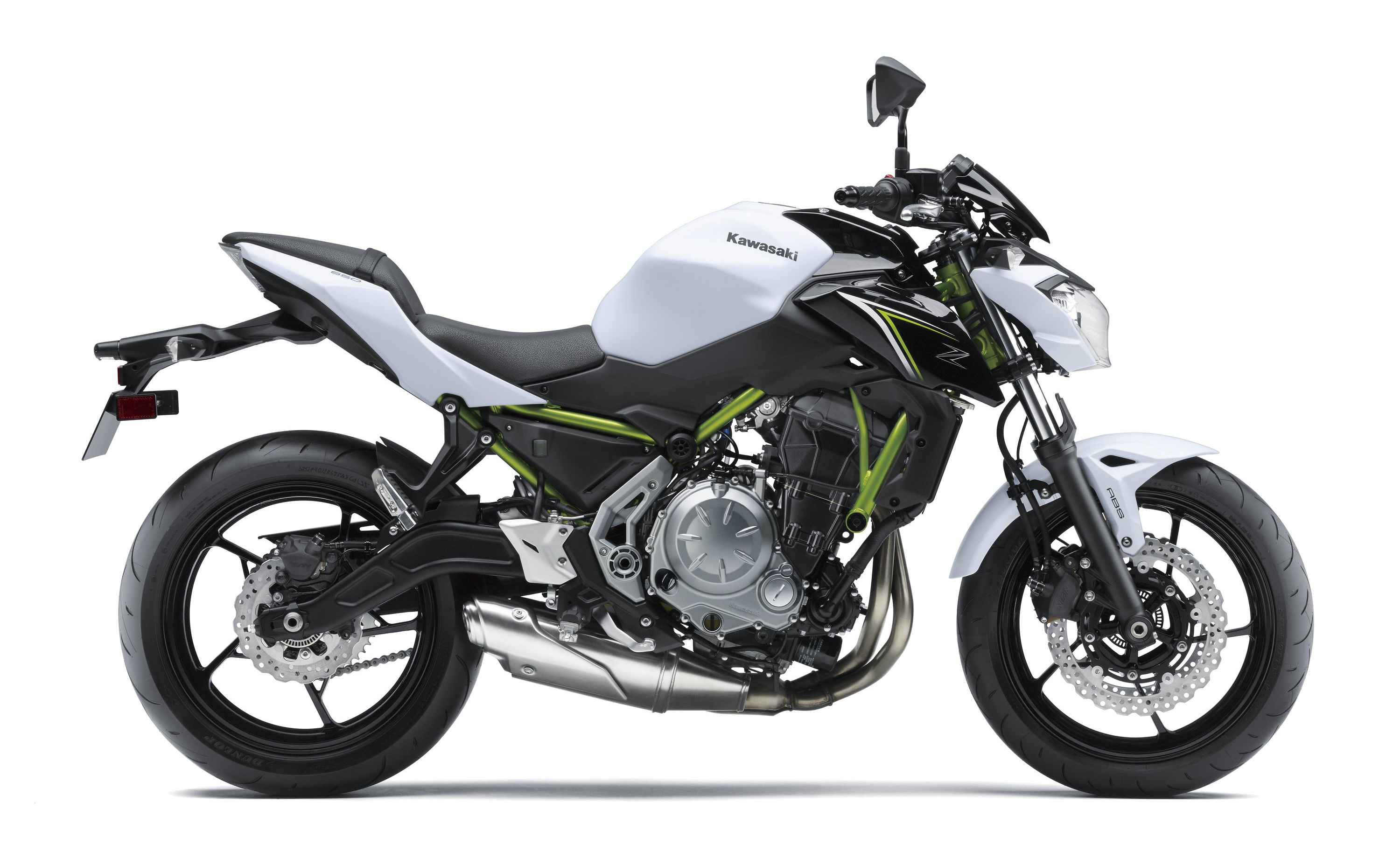 Lad os gøre det Rodet Subjektiv Kawasaki Z650 vs. Suzuki SV650 vs. Yamaha FZ-07 - COMPARISON TEST | Cycle  World