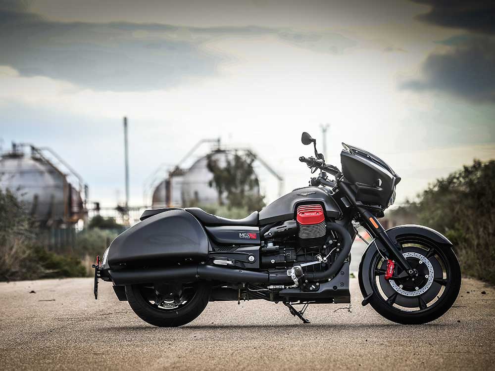 Moto Guzzi MGX 21 Flying Fortress