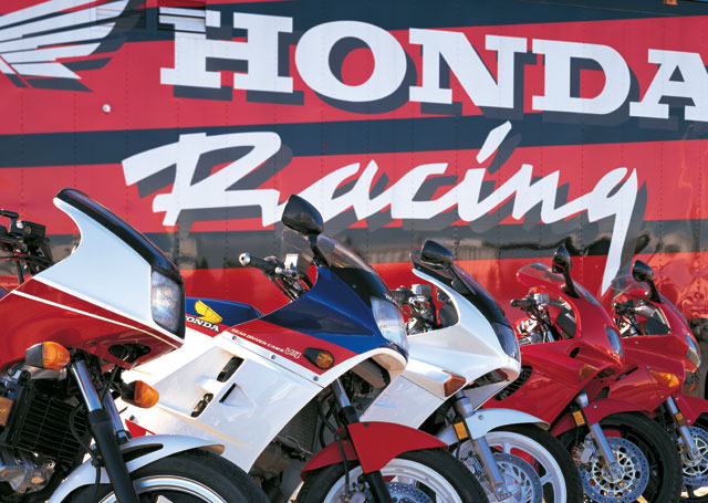 Sportbike for the Sport Coat Crowd? | Cycle World
