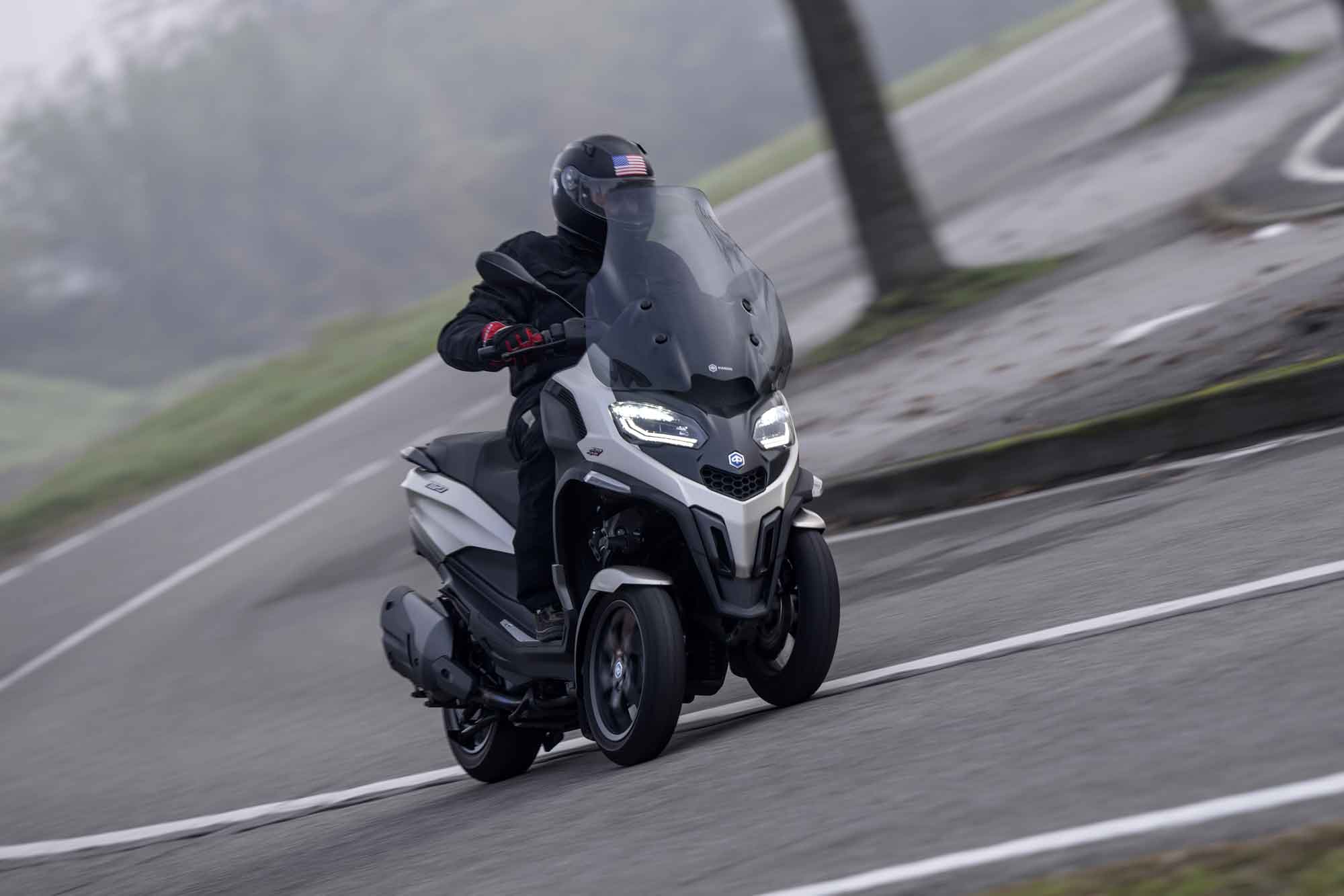 Invitere Generel tæerne Piaggio MP3 530 HPE Exclusive First Ride | Cycle World