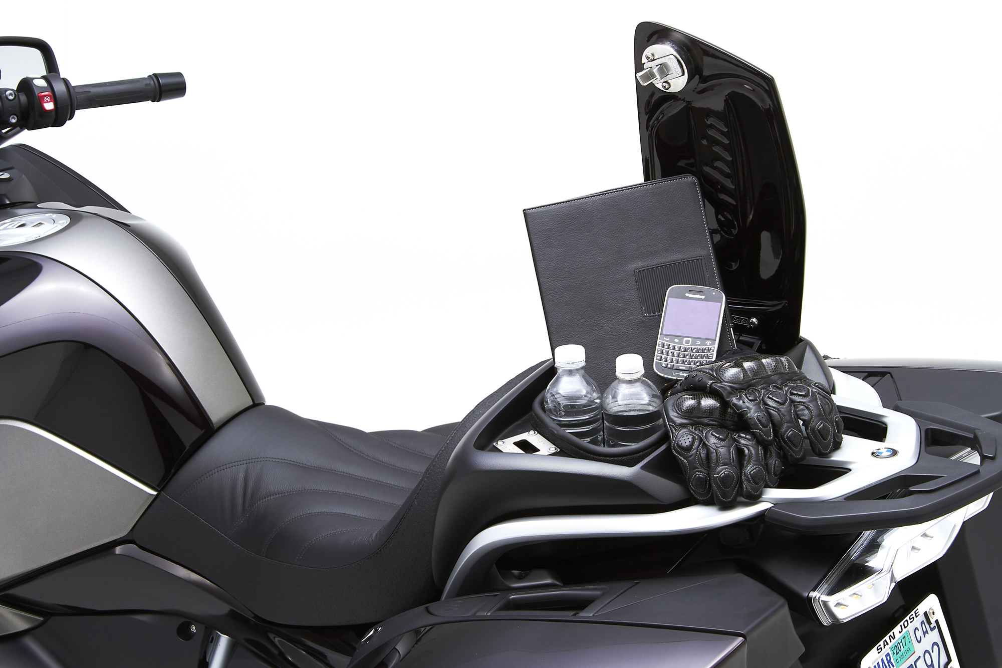 New Corbin Seat For BMW R1200RT | Motorcyclist