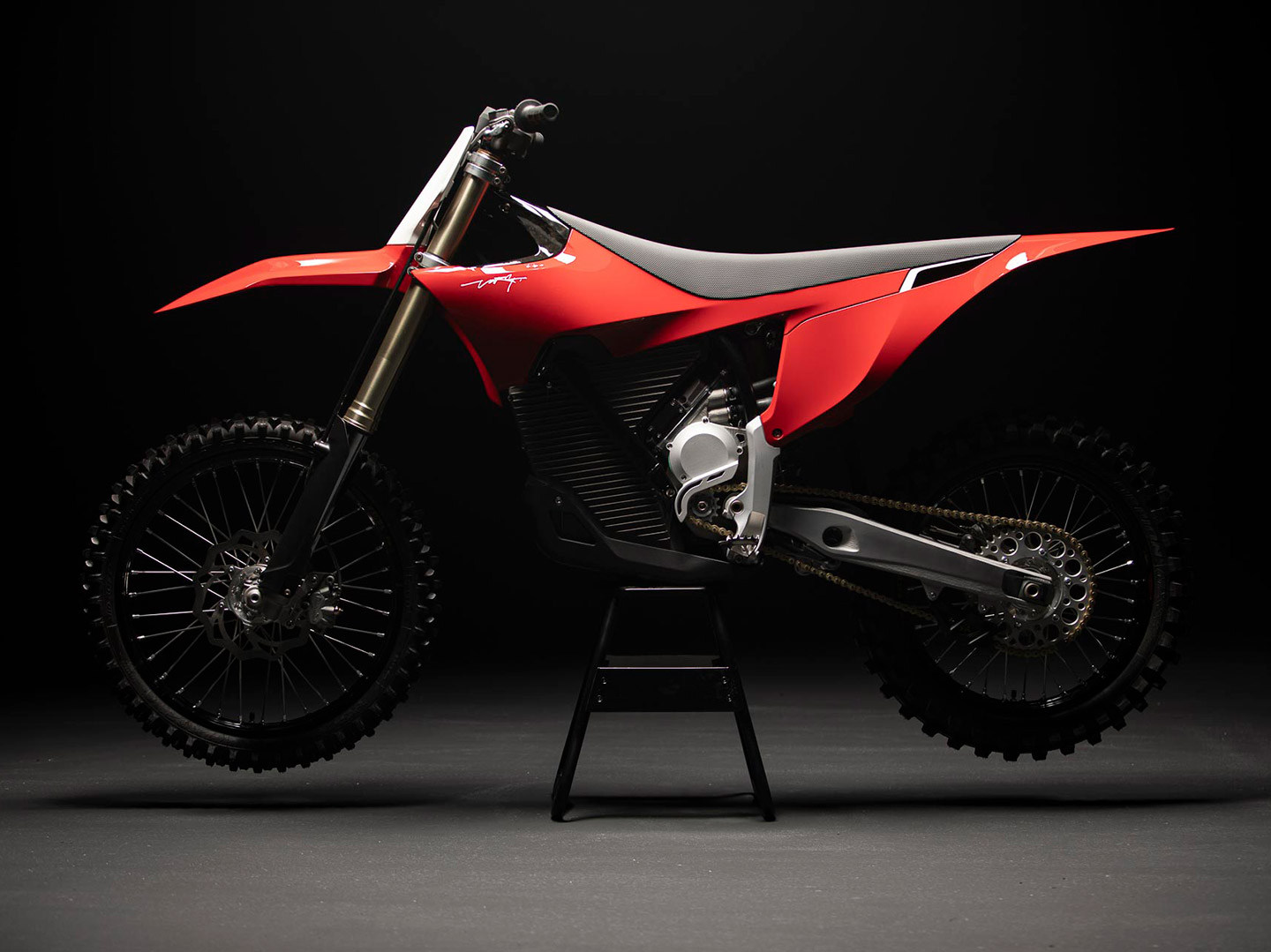 Yamaha Celebrates 20th Anniversary of the Yamaha YFZ450R With BTS