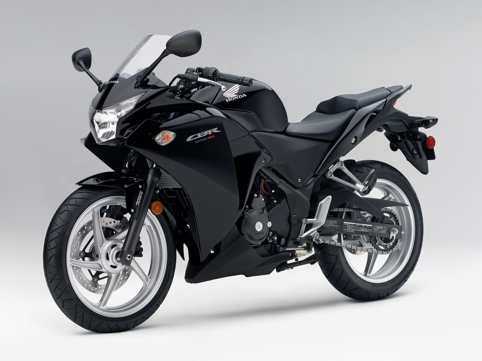 First Look: 2011 Honda CBR250R | Motorcyclist