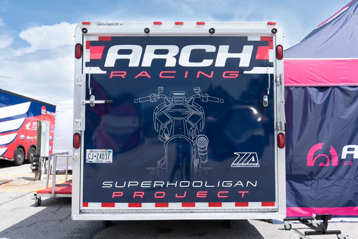 ◆ Smooth Ace tha Hooligan - Revolution MotoAmerica: ARCH Motorcycles Joins The Super Hooligan Class