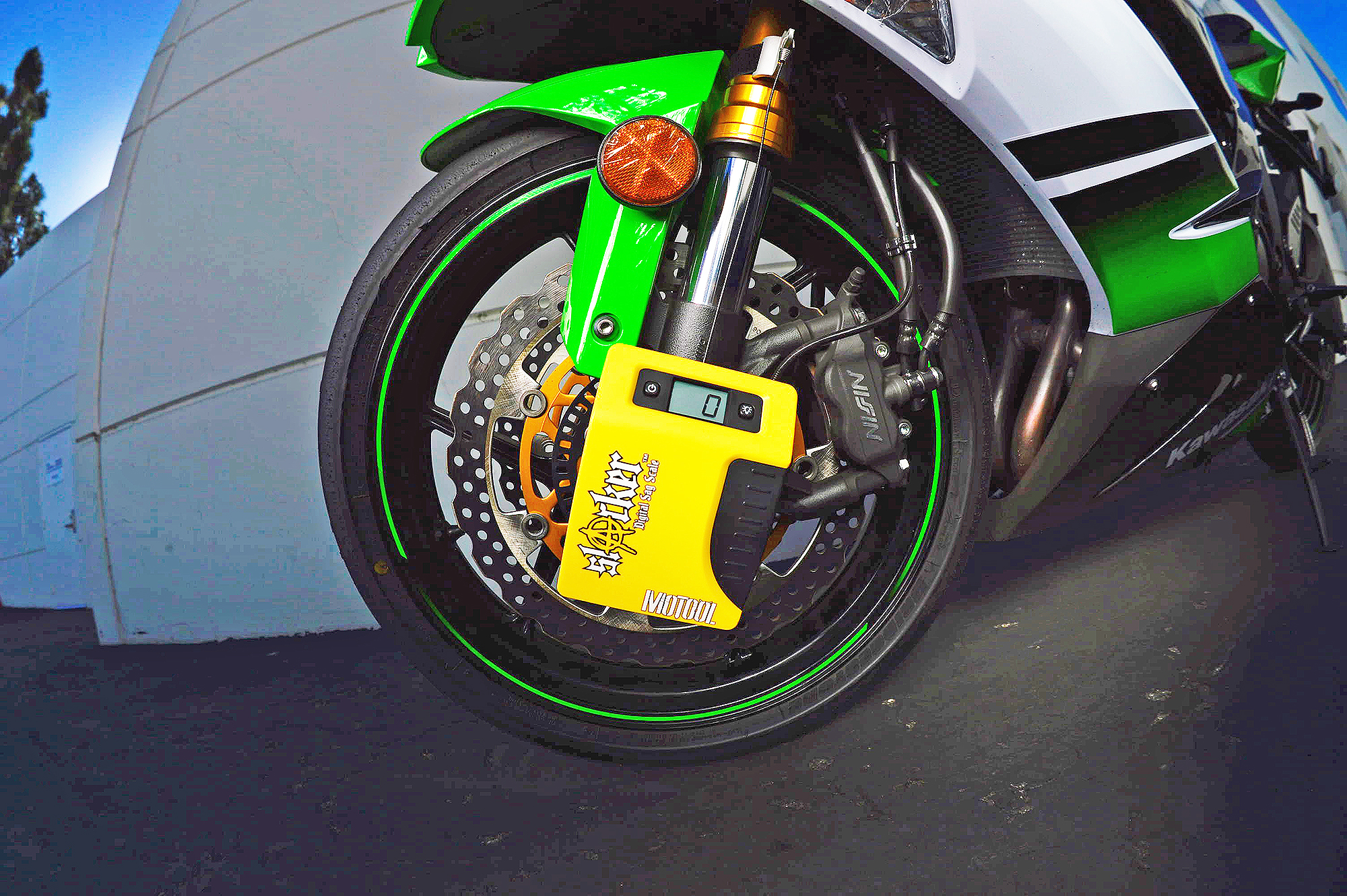 Motool Digital Suspension Tuner Motool Slacker V5 - Bluetooth, For Motorcycles ...