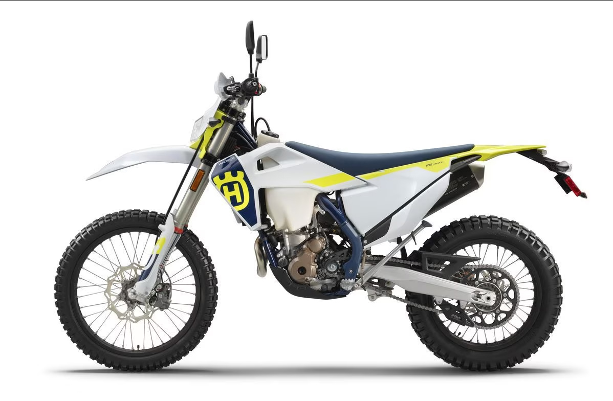 Quick Look: 2023 Husqvarna 701 Enduro – new styling for the dual