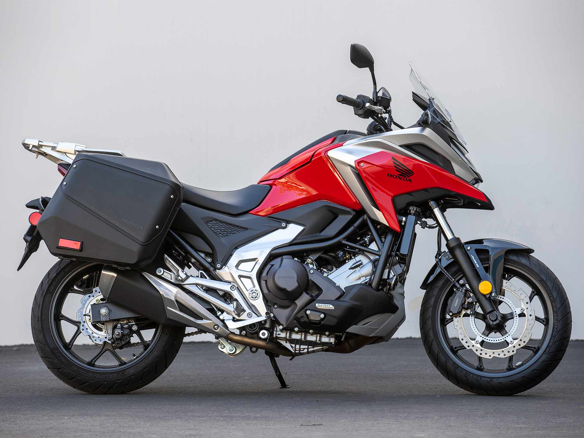 2021 Honda NC750X DCT MC Commute Review | Motorcyclist