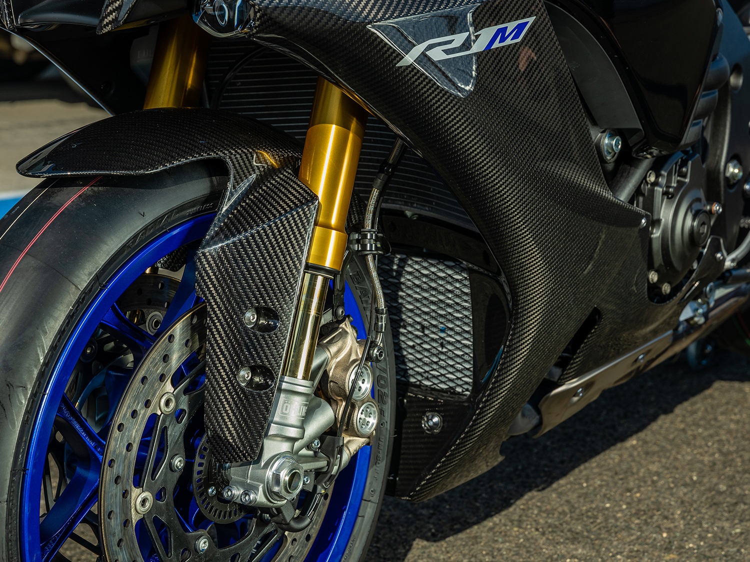 Yamaha Yzf R1 And Yzf R1m First Ride Review Cycle World