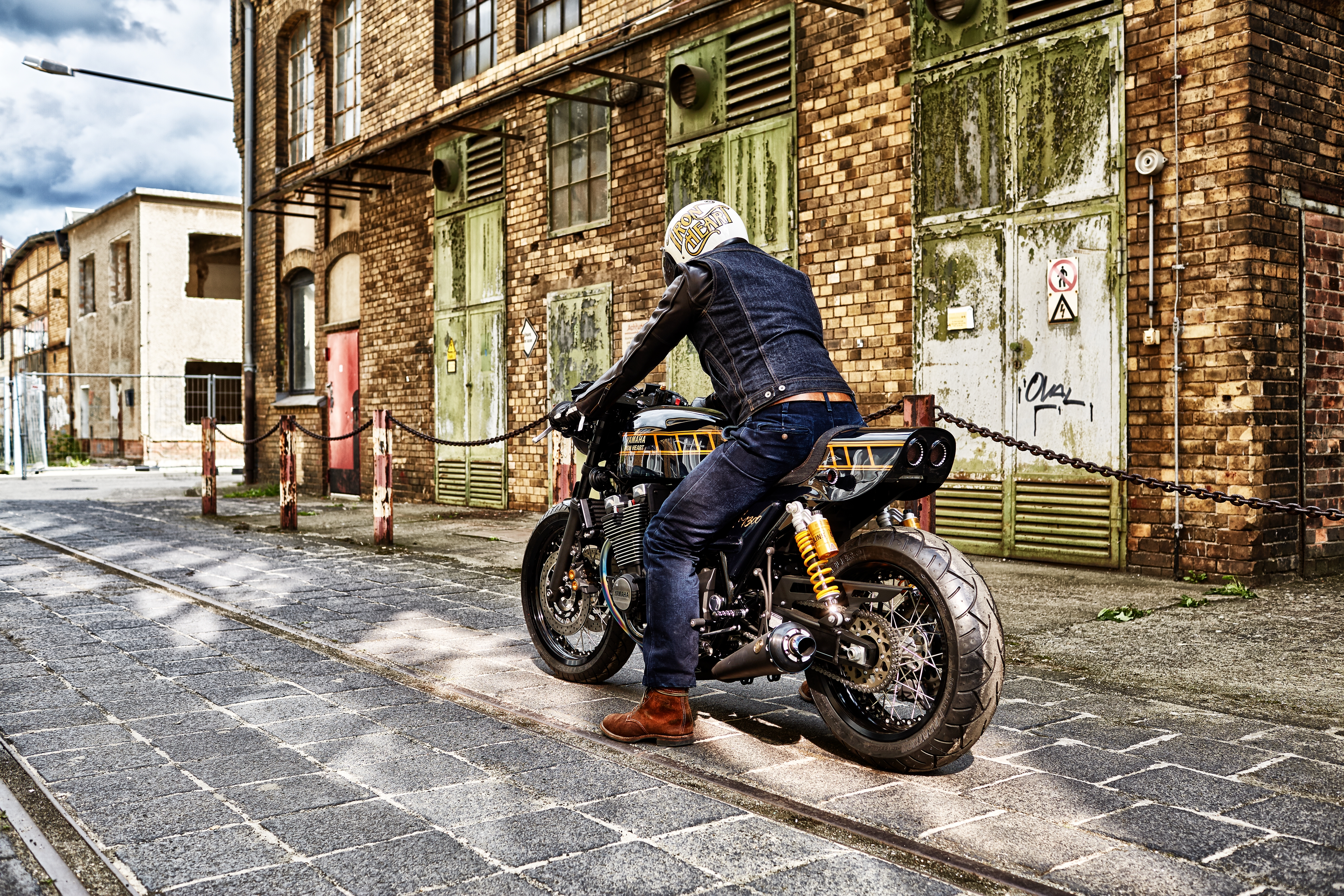 Yamaha Yard Built XJR1300 | Motorcycle Cruiser