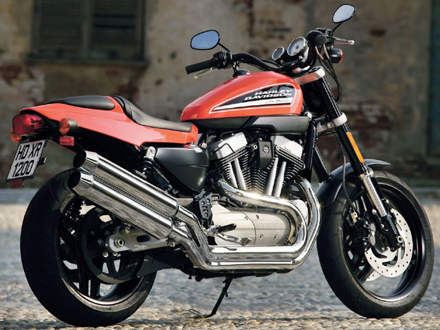 DEMAND FOR HARLEY-DAVIDSON XR1200 SPARKS AMERICAN DEBUT | Motorcyclist