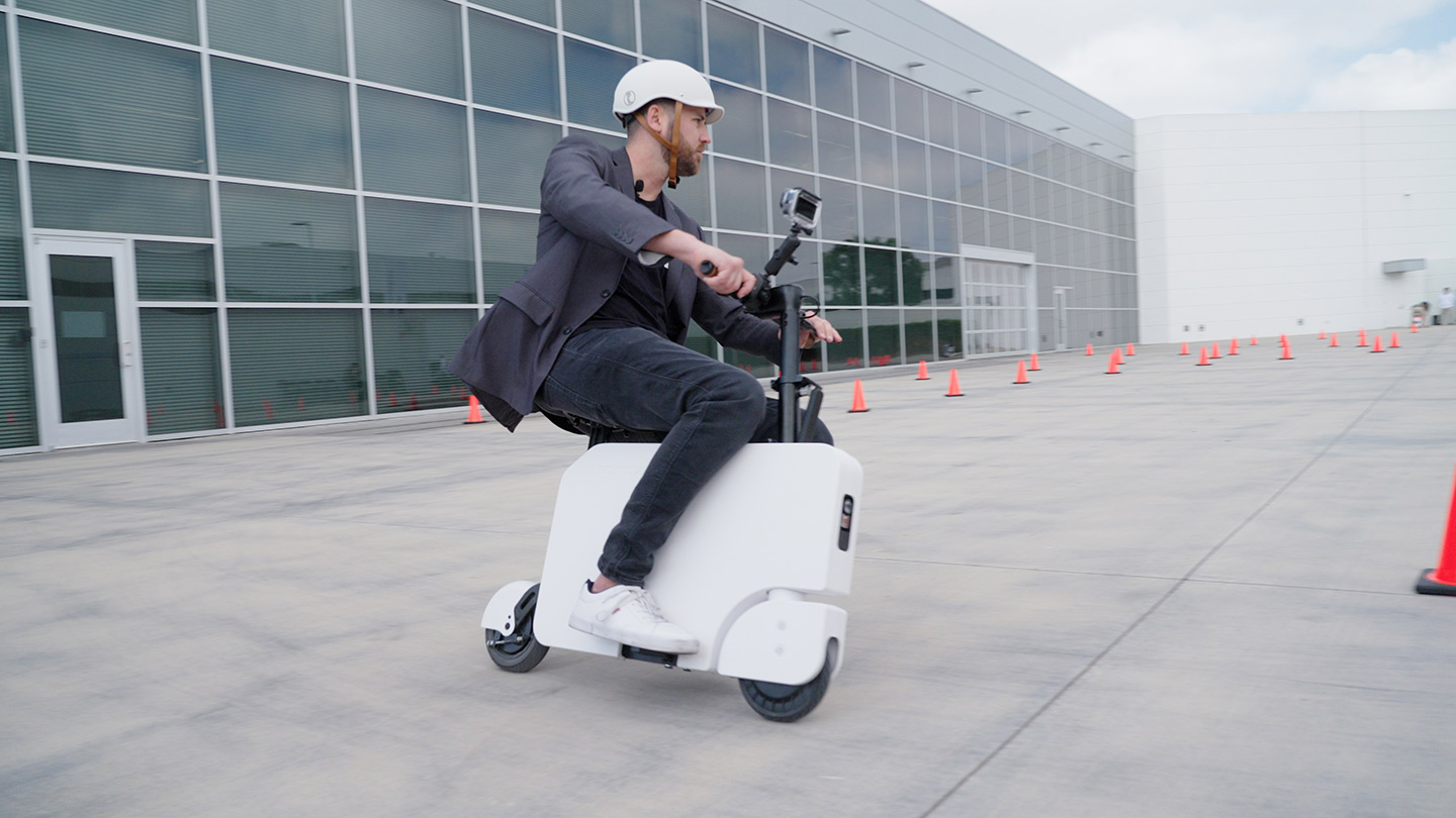 Check out Honda's compact new e-scooter