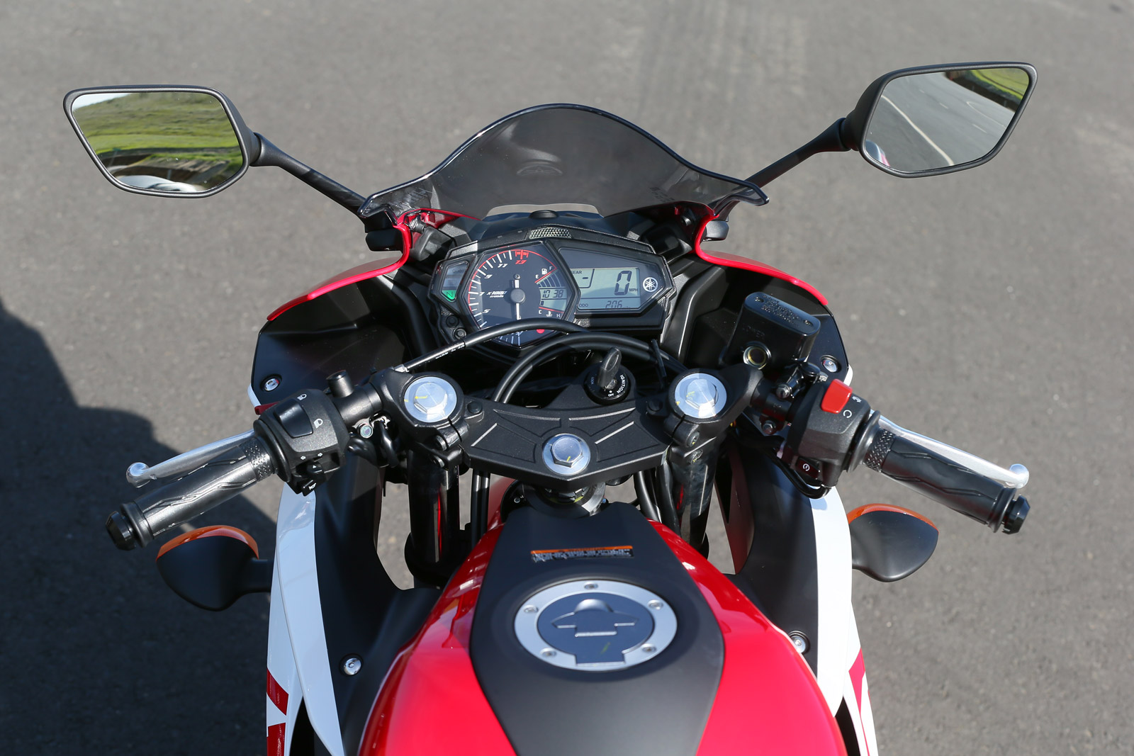 2015 Yamaha YZF-R3 Ride Review | Cycle World