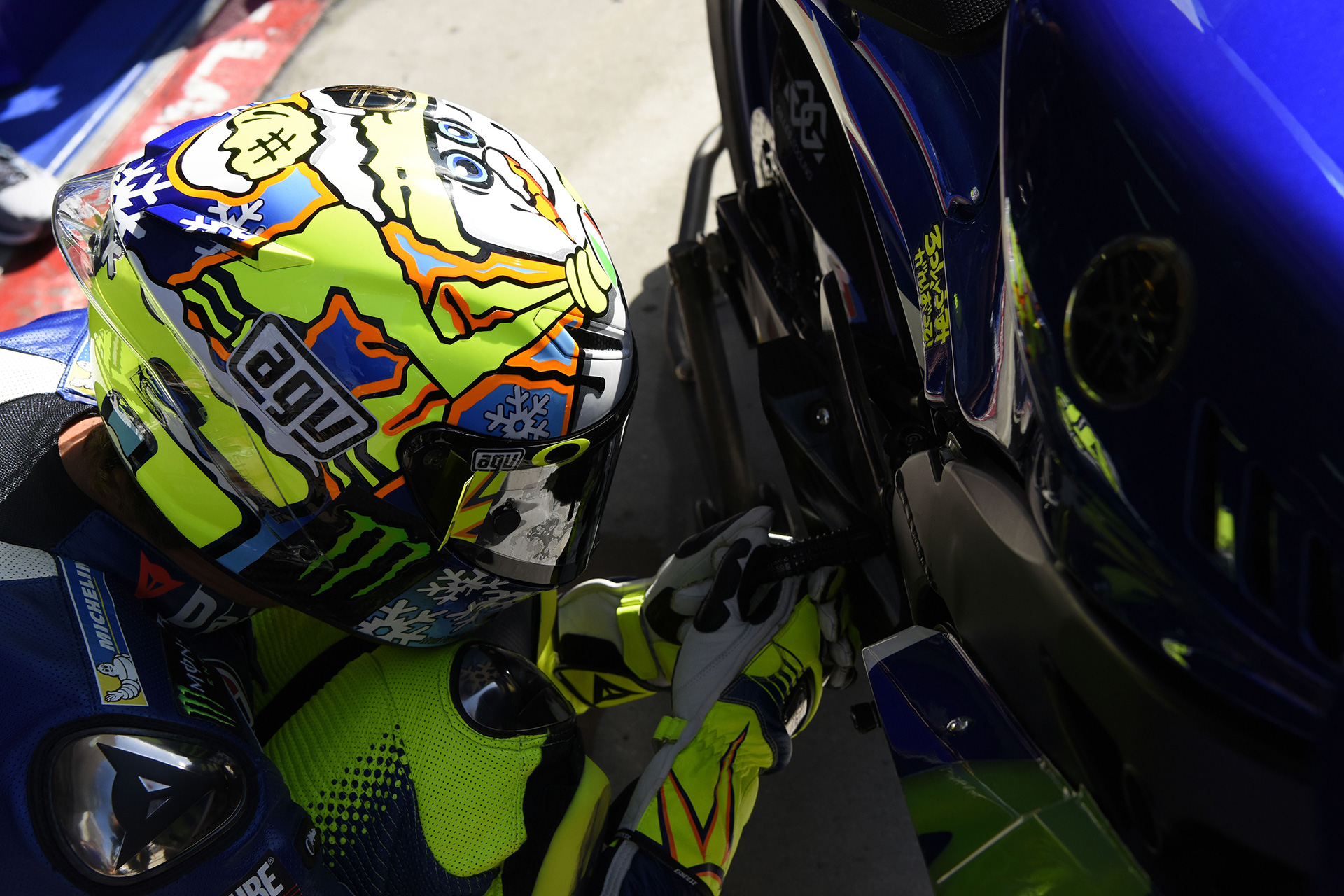 Valentino Rossi Happy Birthday Celebration Cycle World