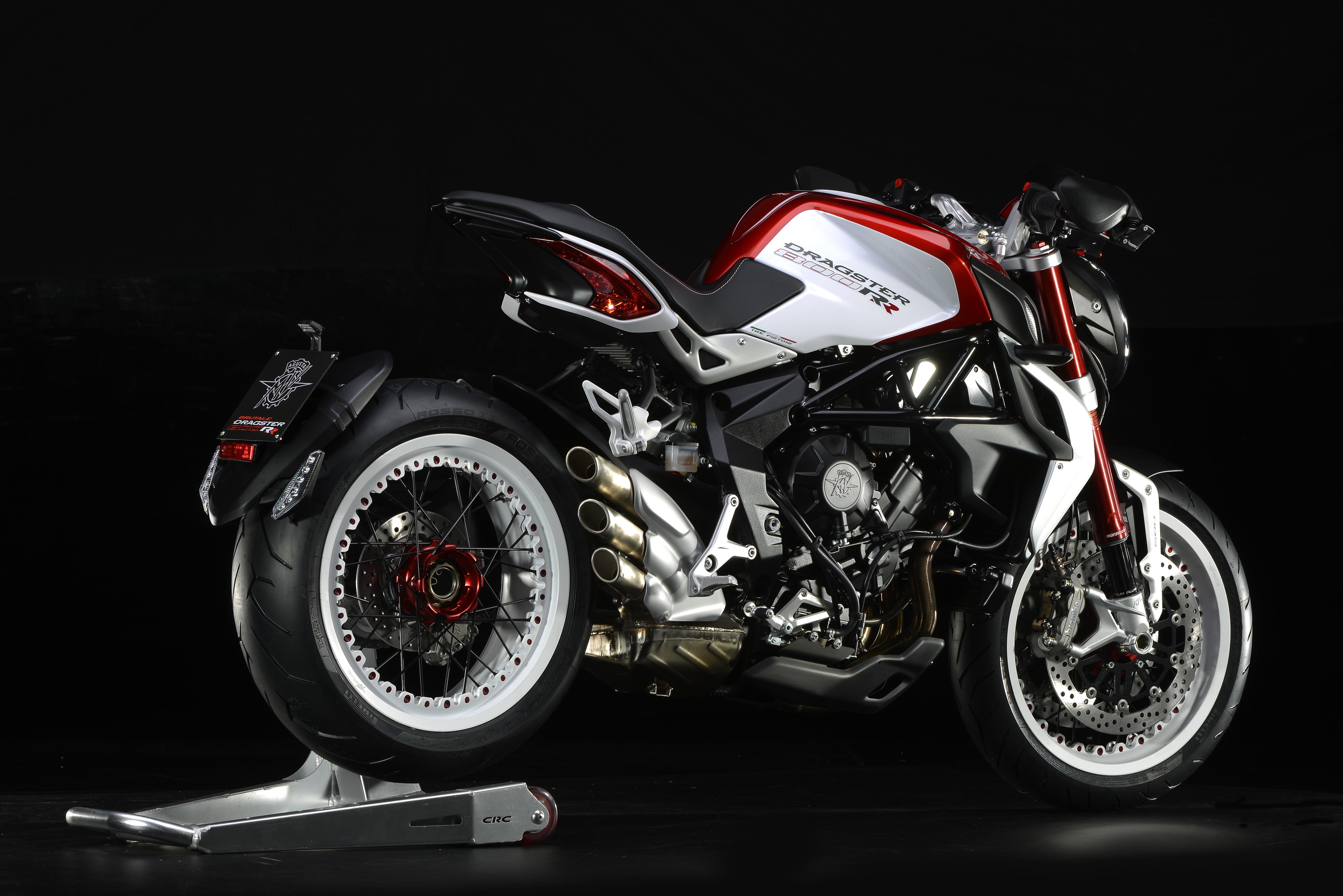 Mv agusta brutale 800. Мотоцикл MV Agusta brutale. MV Agusta Dragster 800 RR. Agusta Dragster мотоцикл.