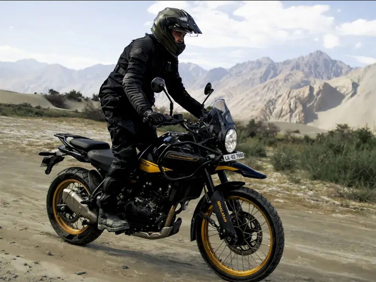 The 2024 Royal Enfield Himalayan Grows Up with Video Motorcyclist