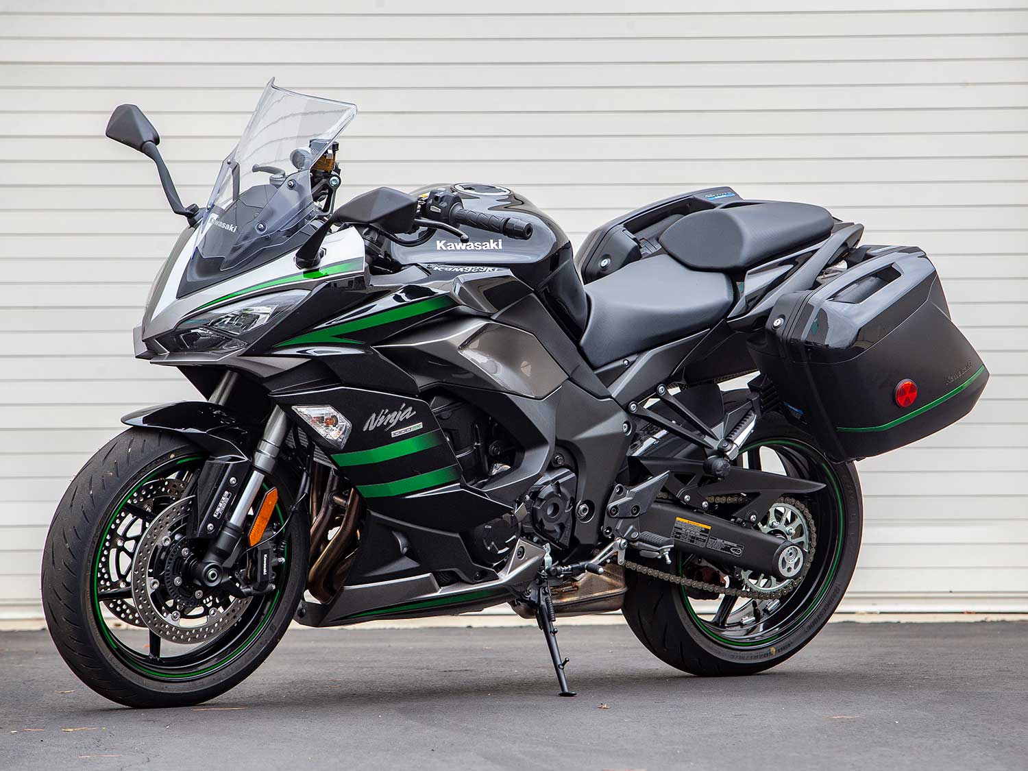 2020 Kawasaki Ninja 1000SX Commute Review | Motorcyclist