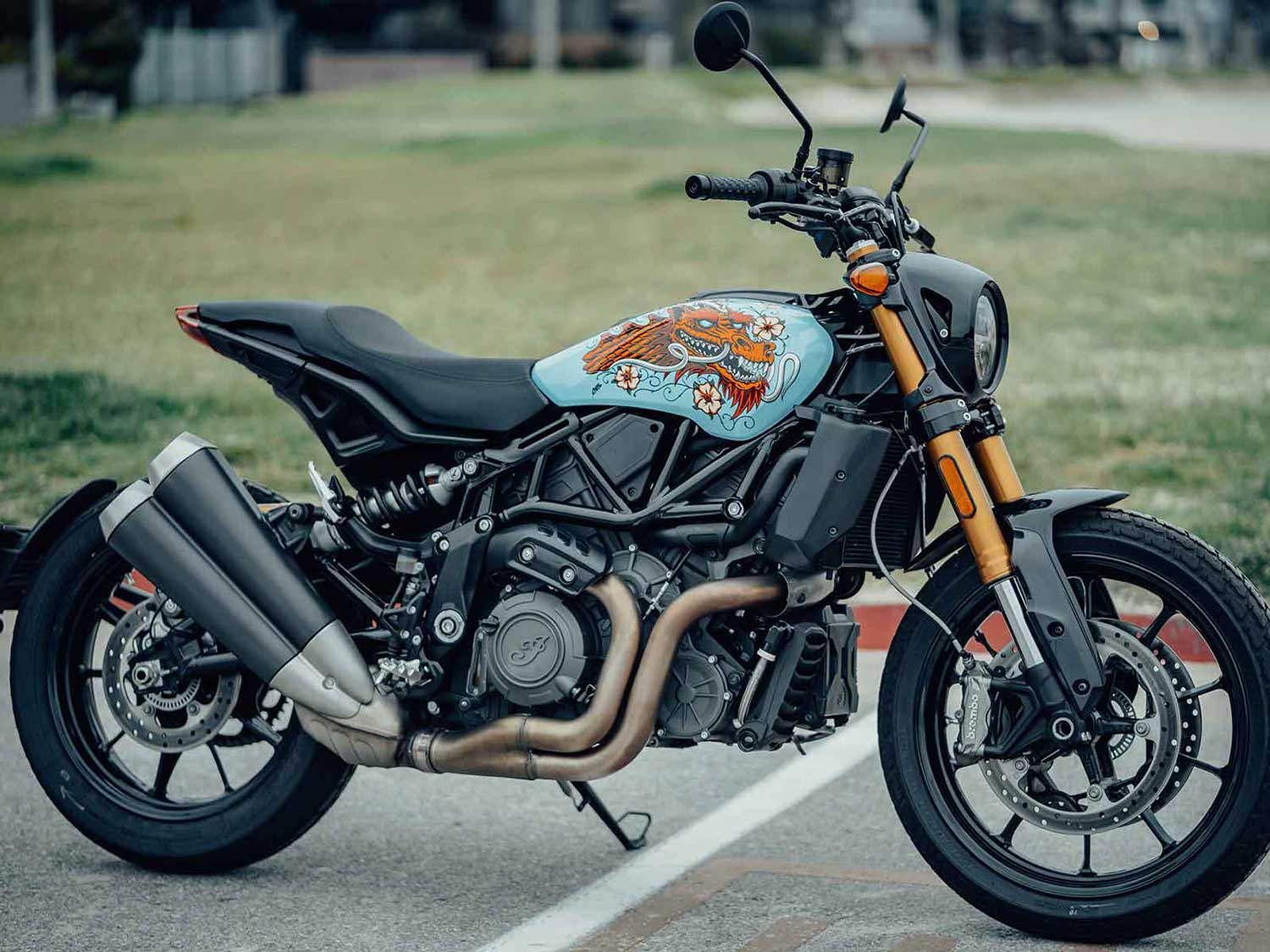 素晴らしい外見 海外バイク ステッカー Indian FTR MV AGSTA ランブレッタ - その他