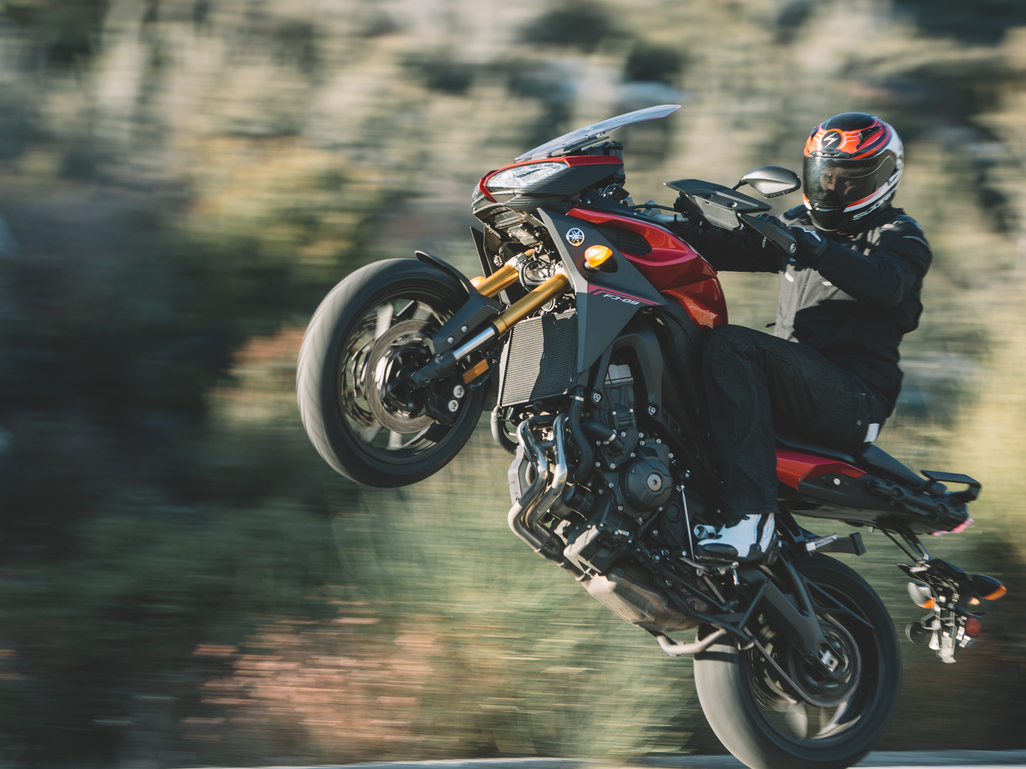 A 10,000-Mile, Long-Term Test of Yamaha's FJ-09 | Cycle World