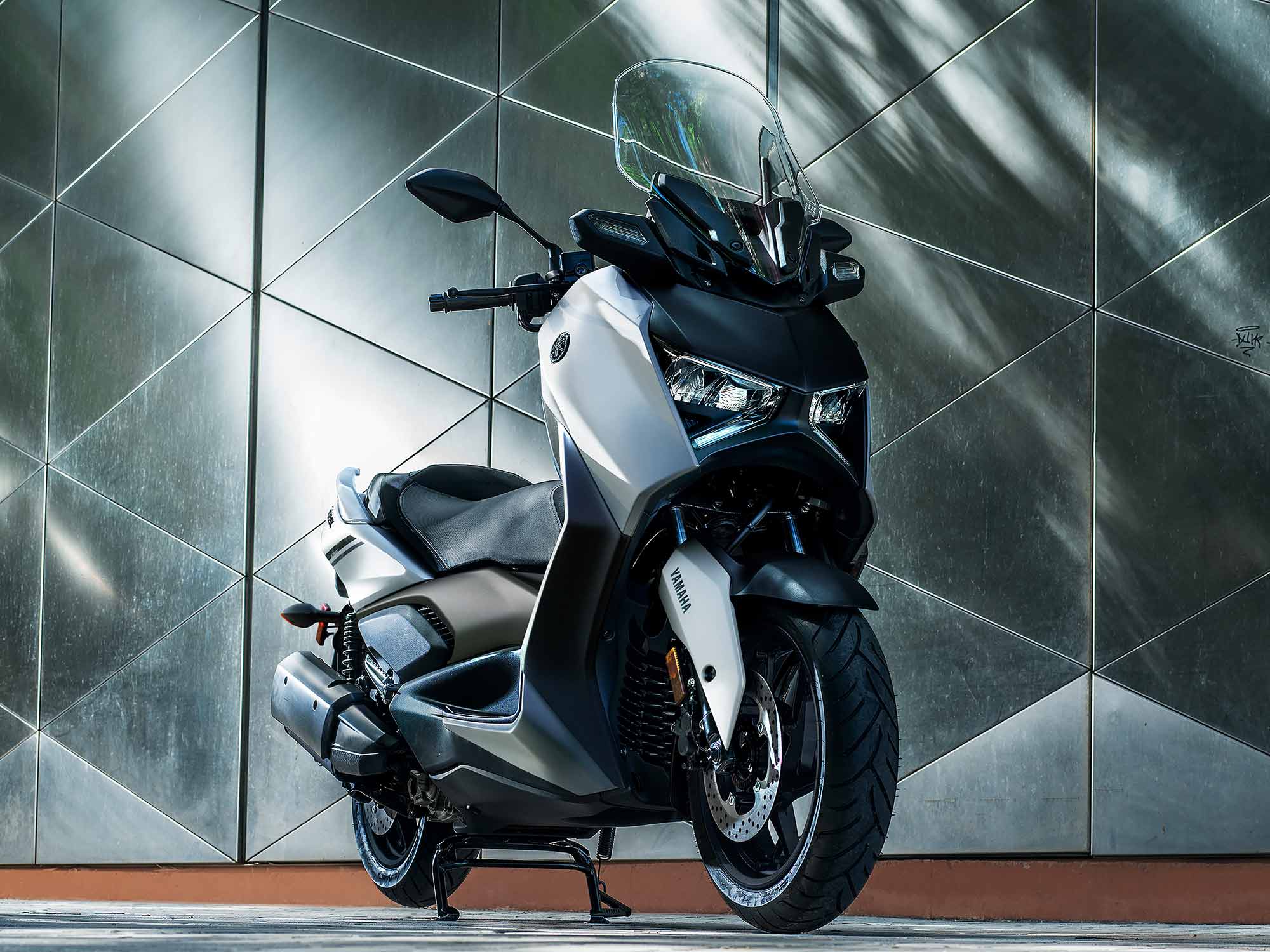 Yamaha XMax 2023 Unveiled In PH Price, Specs, Features