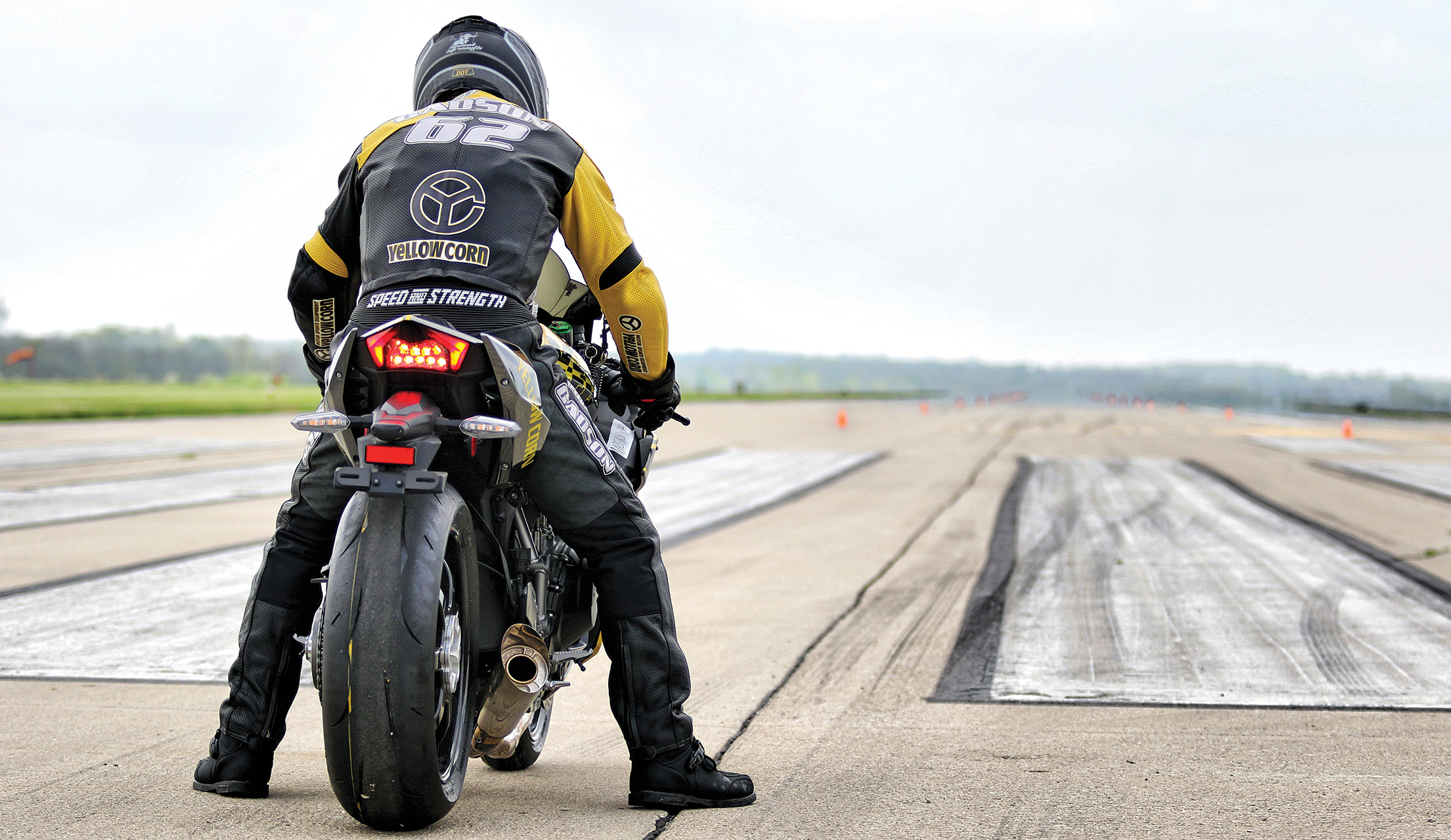 アメイジンググレイス Rickey Gadson's 302-HP Yellow Corn Kawasaki Ninja H2 | Cycle World