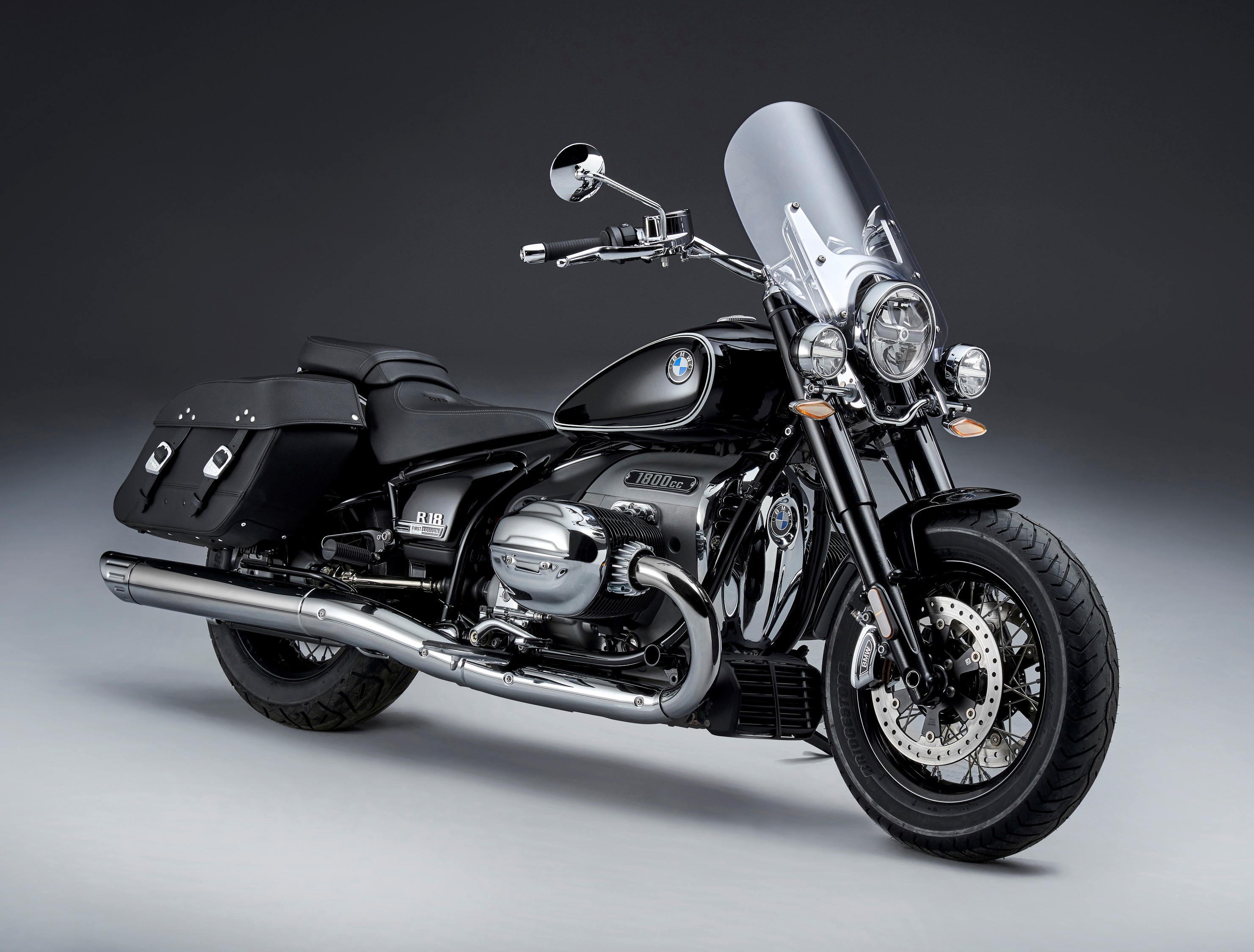 Bmw Reveals New R 18 Classic Model Motorcycle Cruiser