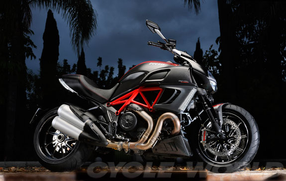 Ducati diavel deals 2011