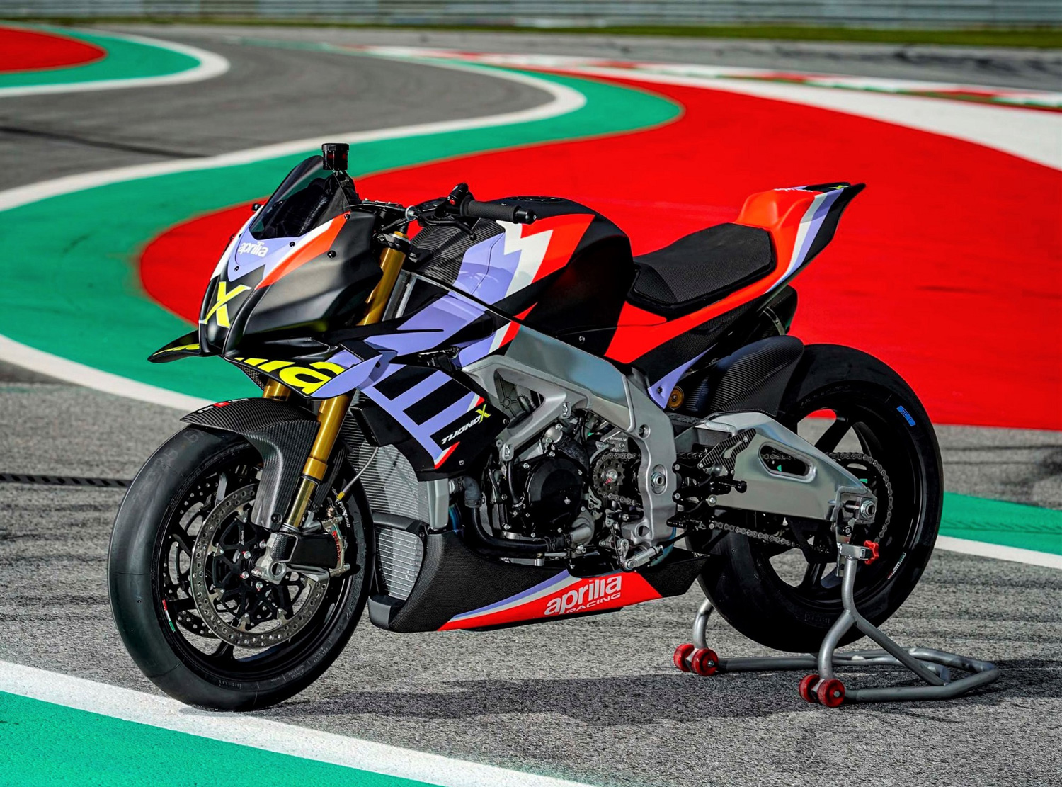 Aprilia Unveils Limited Edition Tuono V4 X Cycle World