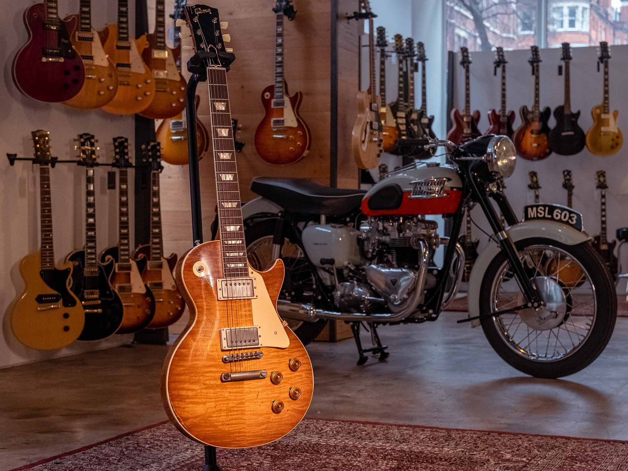 1959 Custom Legends Unveiled: Triumph Bonneville and Gibson Les