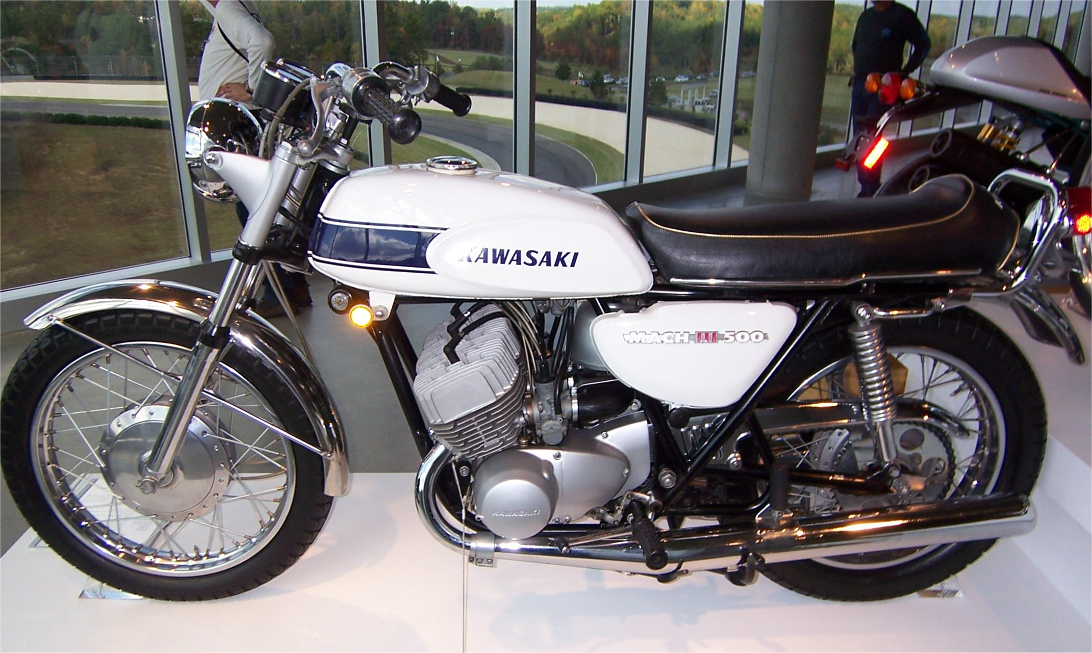 Somatisk celle Medicin Settlers Kawasaki H1 Triple Motorcycle History, CLASSICS REMEMBERED | Cycle World