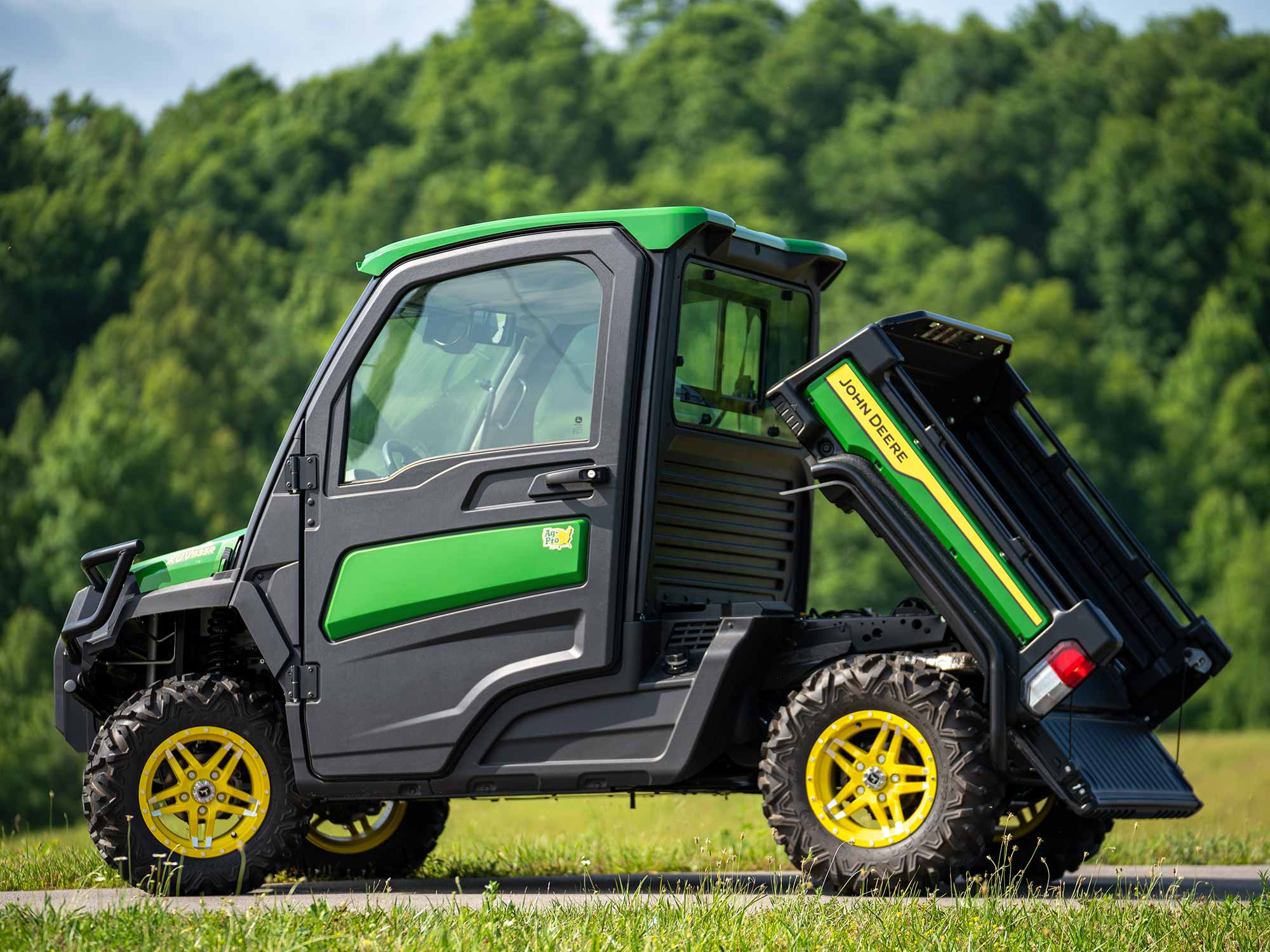 2022 John Deere Gator XUV835R Review