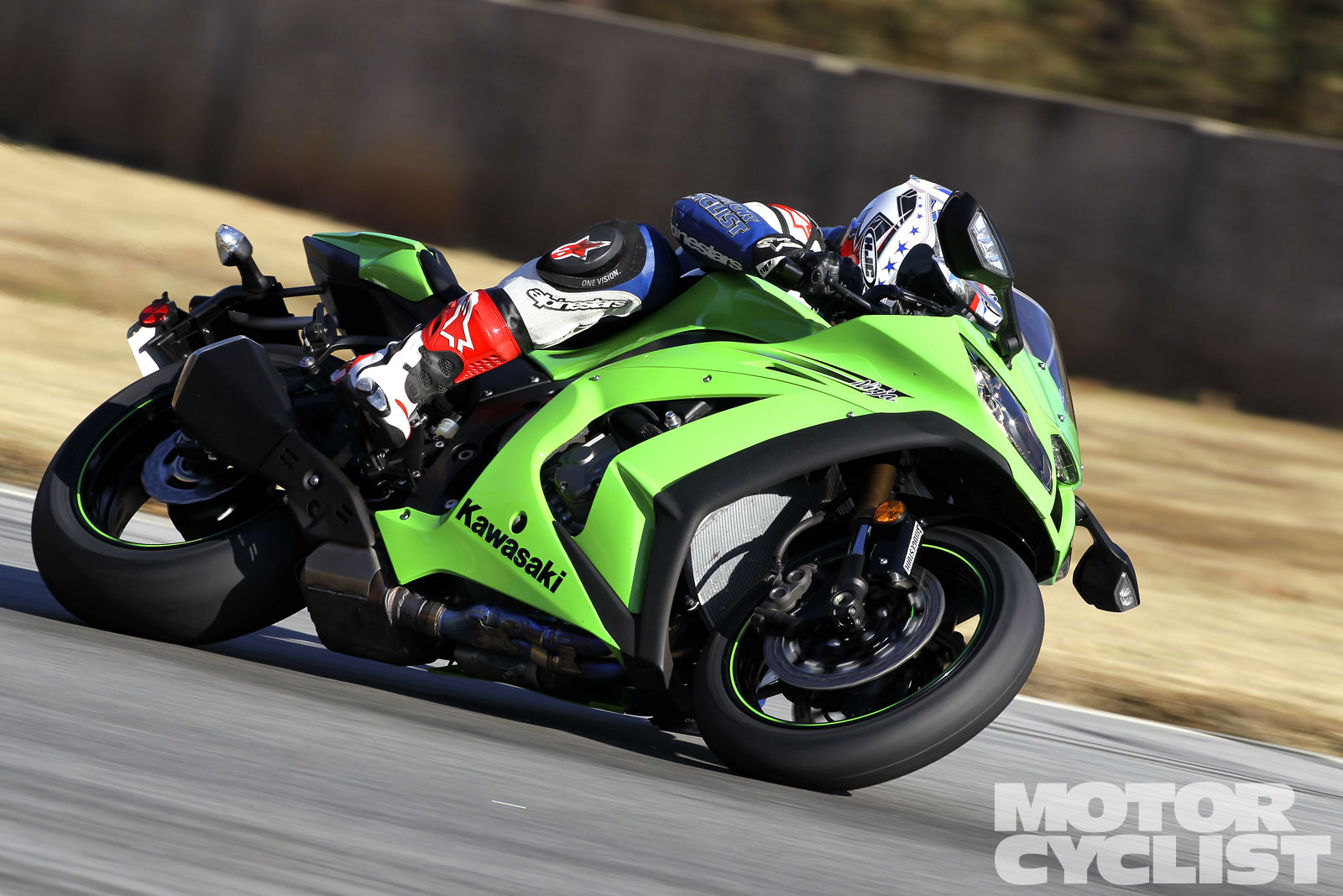 2011 Kawasaki ZX-10R | Motorcyclist